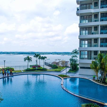 Апартаменты Scenic Country Garden Danga Bay By Lions Bay Джохор-Бару Экстерьер фото