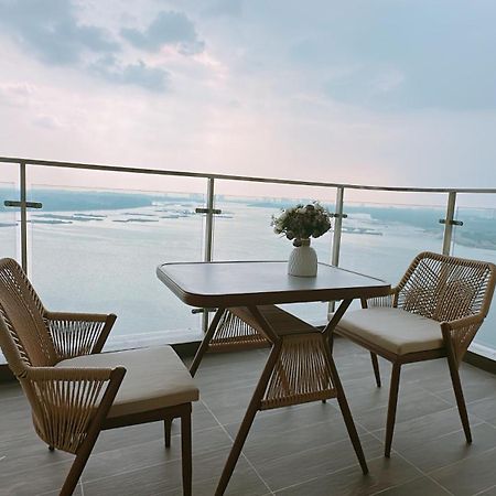 Апартаменты Scenic Country Garden Danga Bay By Lions Bay Джохор-Бару Экстерьер фото