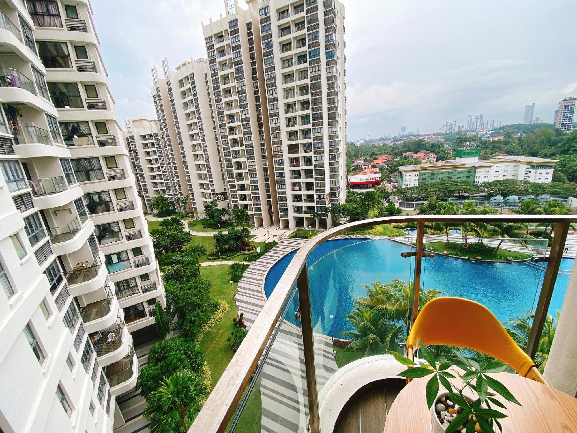 Апартаменты Scenic Country Garden Danga Bay By Lions Bay Джохор-Бару Номер фото