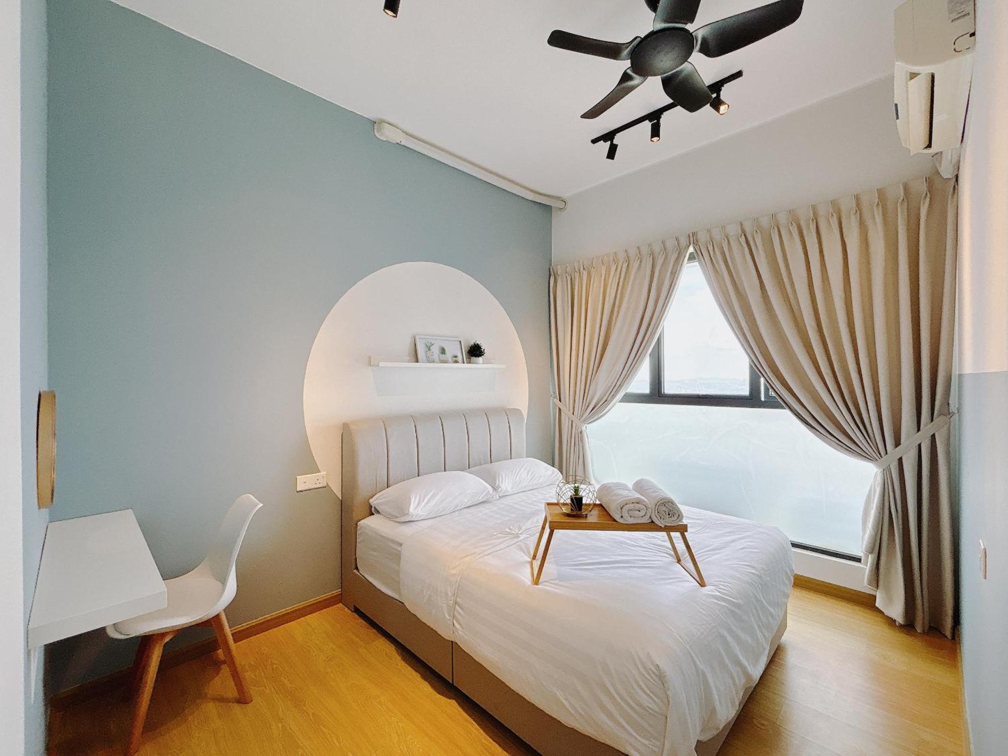 Апартаменты Scenic Country Garden Danga Bay By Lions Bay Джохор-Бару Номер фото