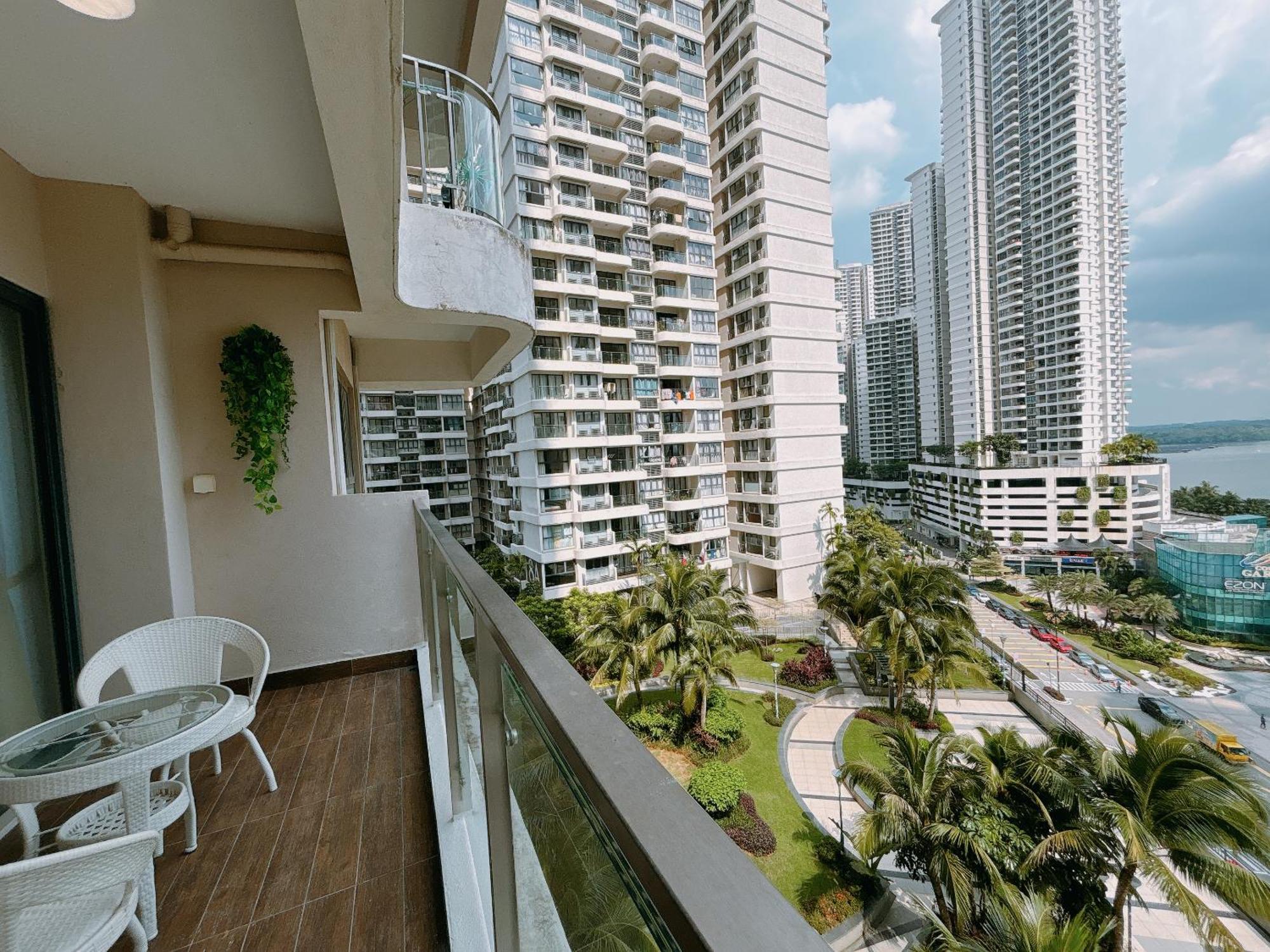 Апартаменты Scenic Country Garden Danga Bay By Lions Bay Джохор-Бару Номер фото