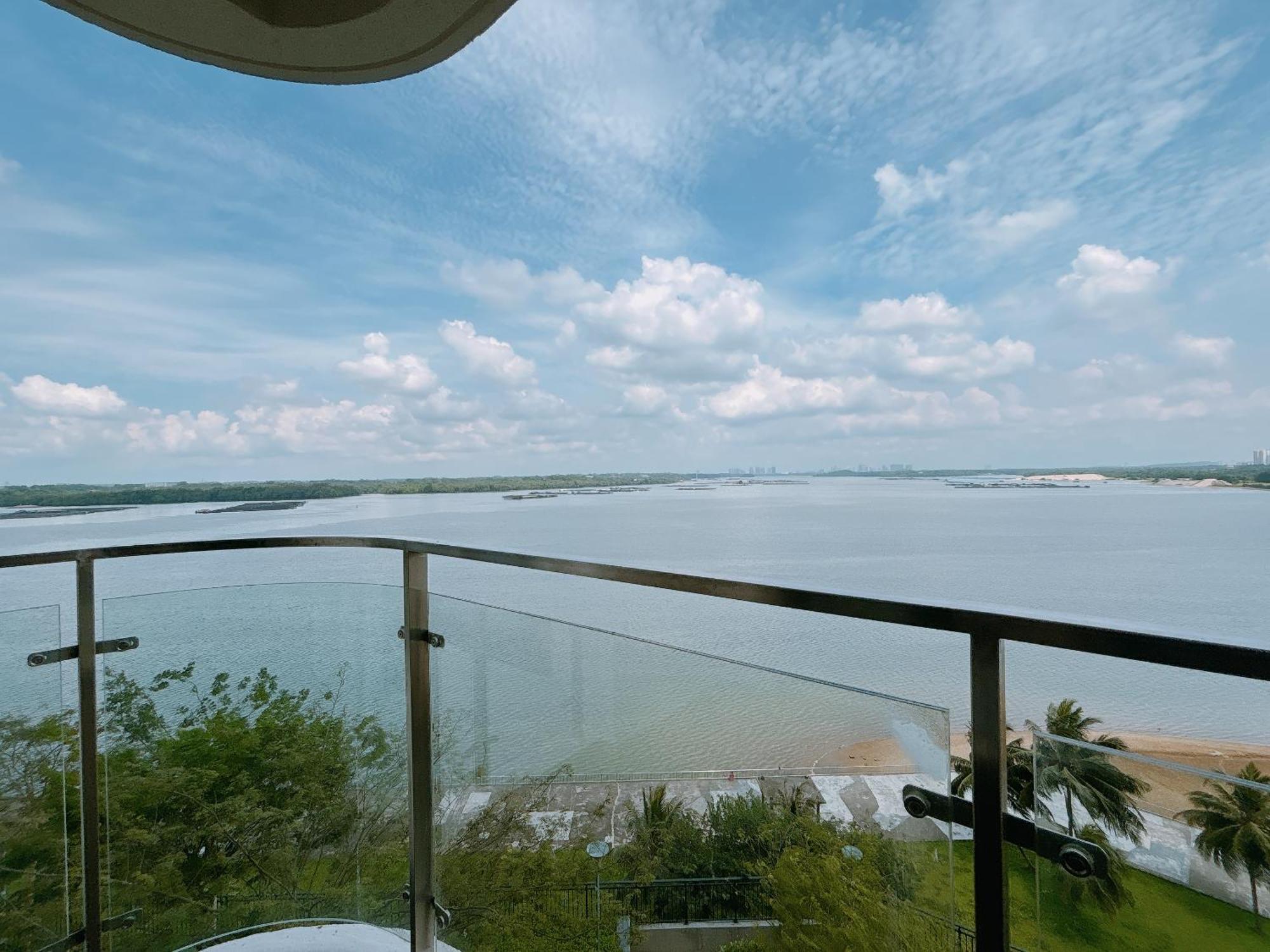 Апартаменты Scenic Country Garden Danga Bay By Lions Bay Джохор-Бару Номер фото