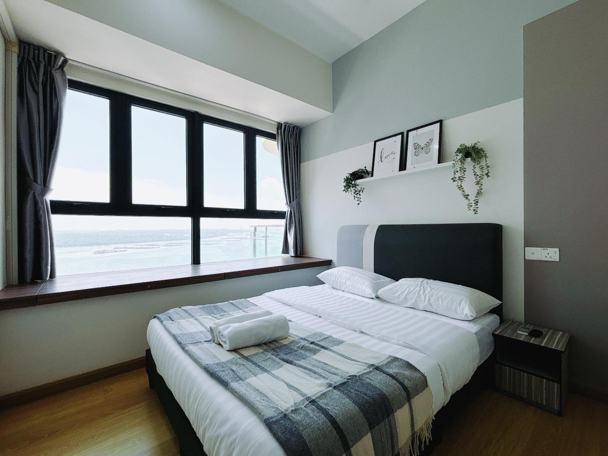 Апартаменты Scenic Country Garden Danga Bay By Lions Bay Джохор-Бару Номер фото